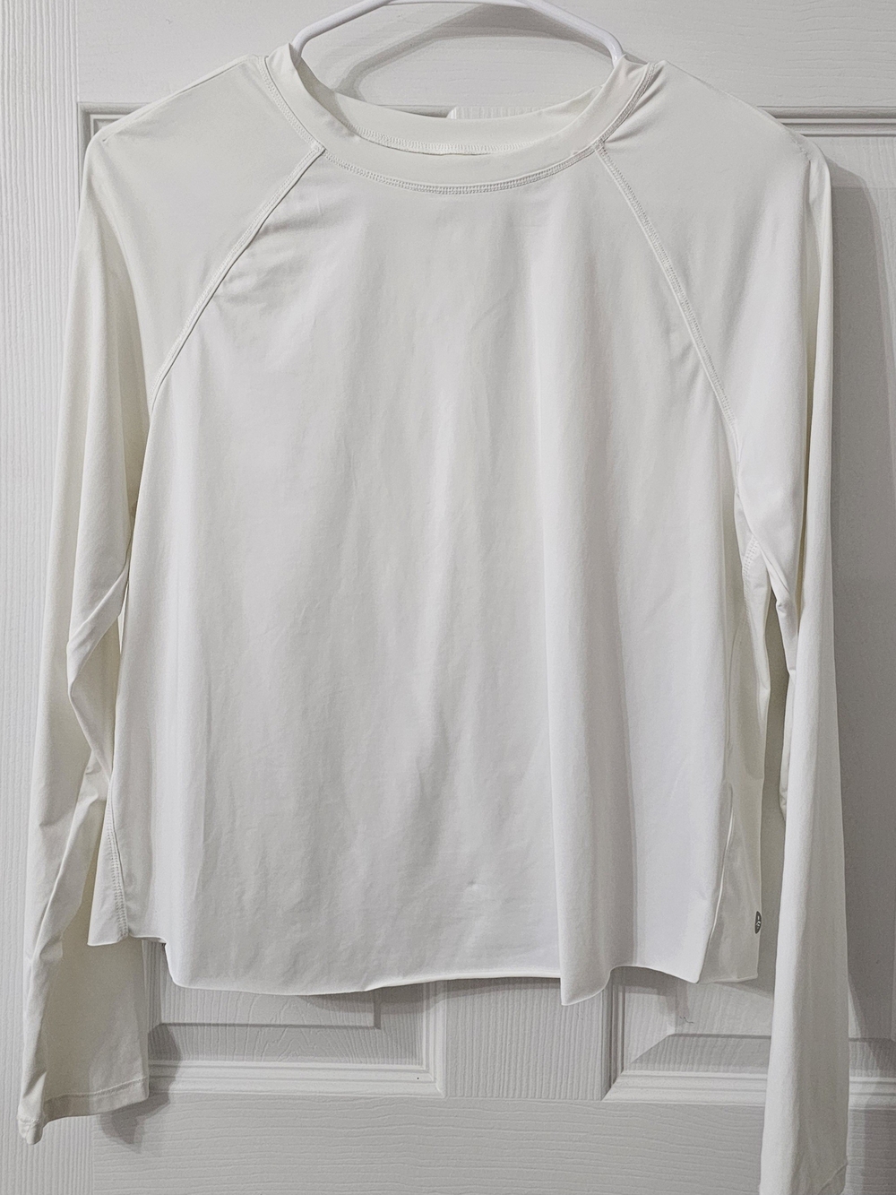HALARA White Long-Sleeve Performance Tee - Picture 1 of 5